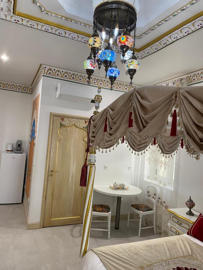 Chambre Orientale Cherazade Maison De L'Eglise Narbonne Luaran gambar